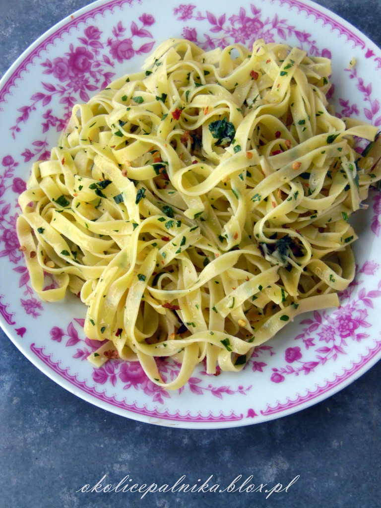  Spaghetti aglio e olio