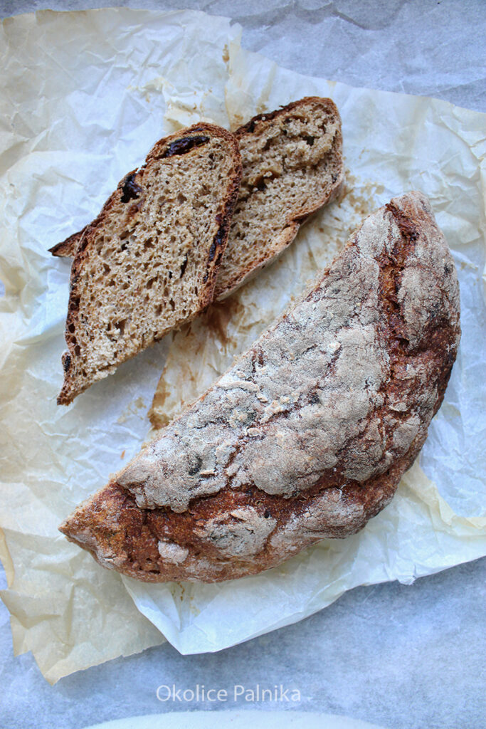  Chleb ze śliwkami pszenno-żytni
